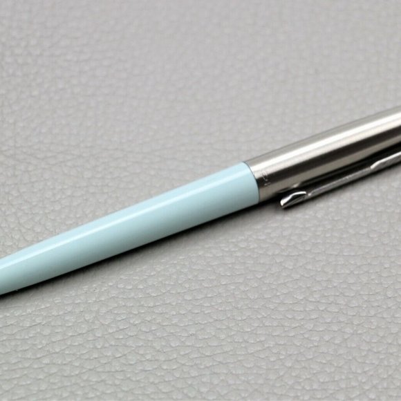 New Parker Jotter Original Pen 50s Finish Medium Black Ink Made in France Blue - Picture 4 of 4
